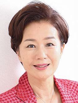 藤井　美保代 氏